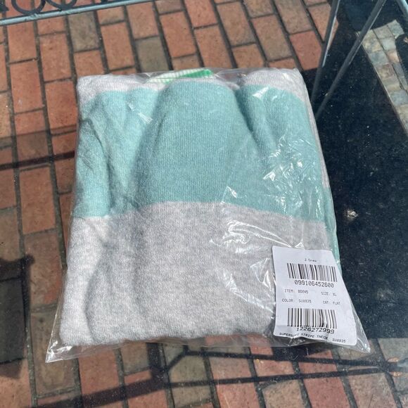 J Crew Striped Supersoft Yarn Turtleneck Sweater NWT - Picture 3 of 9